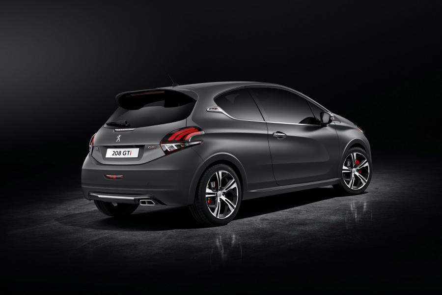  Peugeot 208 Ice Grey 2015 года  (фото 9 из 15)